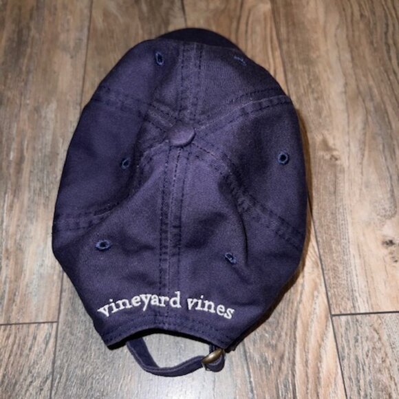 Vineyard Vines Whale Logo Baseball Hat in Navy-Unisex - Picture 2 of 3